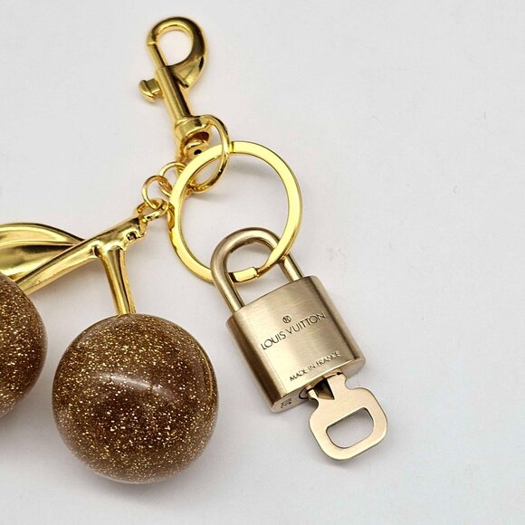 Authentic Louis Vuitton Lock & Key with unbranded Bagcharm, Keycharm, Keychain - Picture 5 of 7